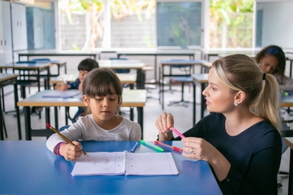 Auxiliar de Creche